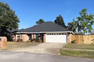 336 Louise Cir, Destin, FL 32541 - Photo 1