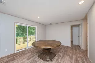 524 E Tiger Lily Ln E, Defuniak Springs, FL 32433 - Photo 10