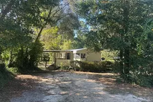 143 W Heather Ave W, Defuniak Springs, FL 32433 - Photo 1