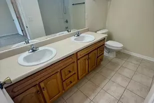 223 Johnson Ct, Crestview, FL 32536 - Photo 8