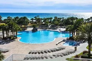 15100 Emerald Coast Pkwy, Destin, FL 32541 - Photo 14