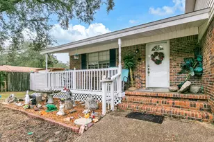 701 Trowbridge Ave, Fort Walton Beach, FL 32547 - Photo 4