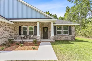 3555 Bob Tolbert Rd, Navarre, FL 32566 - Photo 2