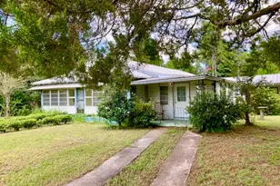 17 Nowling Dr, Defuniak Springs, FL 32433 - Photo 4