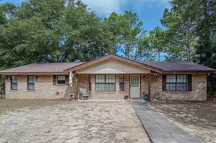 35 Marion Dr, Defuniak Springs, FL 32433 - Photo 1