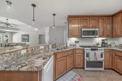 8169 Tavira Street, Navarre, FL 32566 - Photo 8