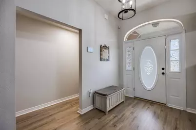 419 Triton Street, Crestview, FL 32536 - Photo 6