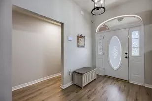 419 Triton St, Crestview, FL 32536 - Photo 6