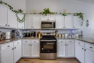 419 Triton St, Crestview, FL 32536 - Photo 22