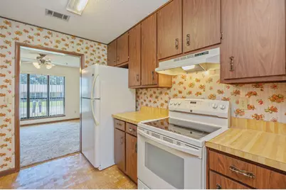 422 Fleetwood Drive, Mary Esther, FL 32569 - Photo 16