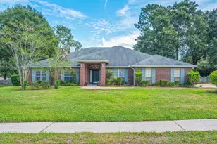 5863 Hunting Meadows Dr, Crestview, FL 32536 - Photo 2