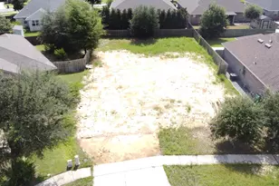 36 Madiera Dr, Freeport, FL 32439 - Photo 1