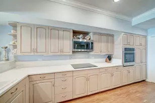 6323 Thomas Dr, Panama City, FL 32408 - Photo 8