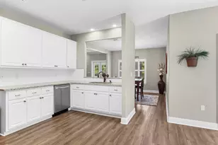 332 E Club House Dr E, Freeport, FL 32439 - Photo 14