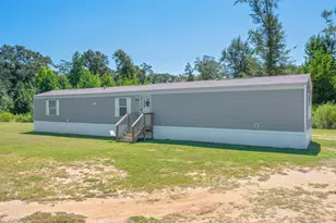 1424 E F Sanford Rd, Baker, FL 32531 - Photo 1