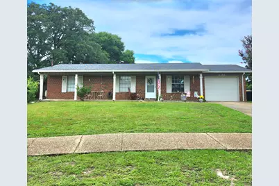 308 NW Victoria Avenue NW, Fort Walton Beach, FL 32548 - Photo 1