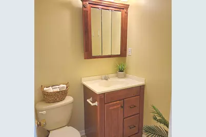 308 NW Victoria Avenue NW, Fort Walton Beach, FL 32548 - Photo 8