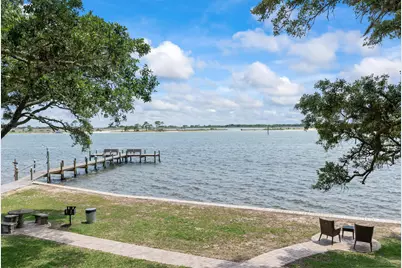 209 W Miracle Strip Parkway W #J201, Mary Esther, FL 32569 - Photo 16