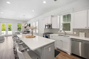 215 Sands St, Panama City Beach, FL 32413 - Photo 8