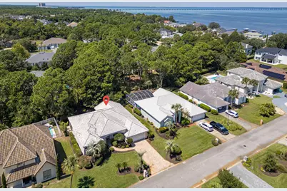 895 Emerald Bay Drive, Destin, FL 32541 - Photo 4