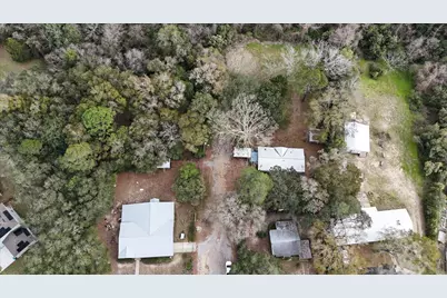 215 Davis Drive, Niceville, FL 32578 - Photo 30