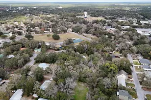 215 Davis Dr, Niceville, FL 32578 - Photo 24