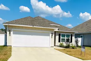 157 Blooming Cv, Crestview, FL 32539 - Photo 14