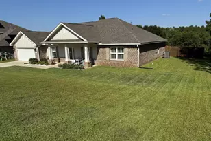 6039 Walk Along Wy, Crestview, FL 32536 - Photo 2