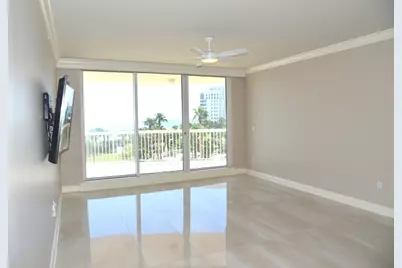 15400 Emerald Coast Parkway #UNIT 406, Destin, FL 32541 - Photo 16