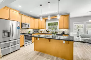 808 Willow St, Destin, FL 32541 - Photo 4