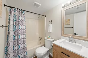 209 W Miracle Strip Parkway W, Mary Esther, FL 32569 - Photo 8