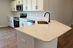 2411 Aleia Ln, Crestview, FL 32536 - Photo 8