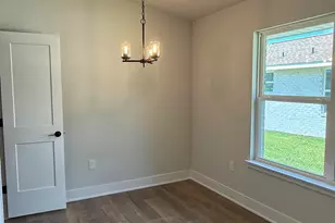 2411 Aleia Ln, Crestview, FL 32536 - Photo 10