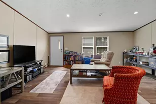 170 Cowslip Ct, Defuniak Springs, FL 32433 - Photo 4