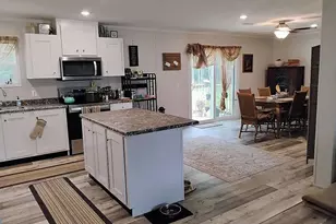 650 Satellite Rd, Graceville, FL 32440 - Photo 10