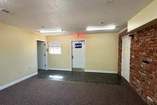 355 Beal Pkwy, Fort Walton Beach, FL 32548 - Photo 12