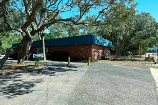 355 Beal Pkwy, Fort Walton Beach, FL 32548 - Photo 2