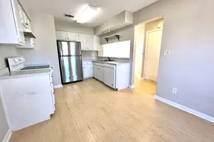 126 Meadowbrook Ct, Niceville, FL 32578 - Photo 6