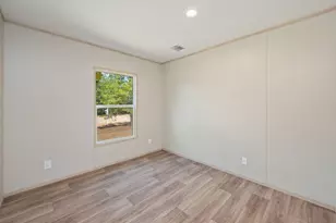 210 Amaryllis Ln, Defuniak Springs, FL 32433 - Photo 28