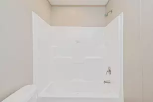 210 Amaryllis Ln, Defuniak Springs, FL 32433 - Photo 34