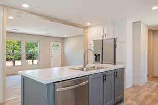 210 Amaryllis Ln, Defuniak Springs, FL 32433 - Photo 14