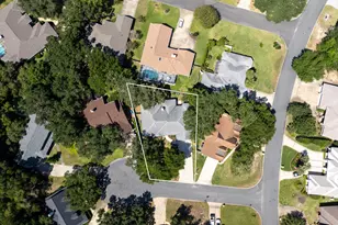 2809 Lee Trevino Ct, Shalimar, FL 32579 - Photo 2