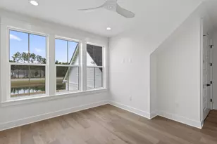 453 Shimmer Cir, Freeport, FL 32439 - Photo 36