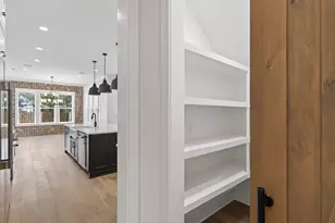 453 Shimmer Cir, Freeport, FL 32439 - Photo 18