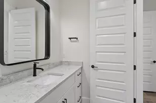 453 Shimmer Cir, Freeport, FL 32439 - Photo 30