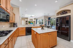 4630 Soundside Dr, Gulf Breeze, FL 32563 - Photo 4