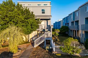 330 Bluefish Dr, Fort Walton Beach, FL 32548 - Photo 1