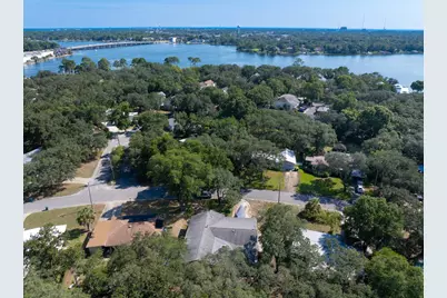 209 Hawthorne Circle, Fort Walton Beach, FL 32547 - Photo 34