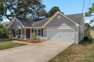 549 Sibert Ave, Destin, FL 32541 - Photo 2