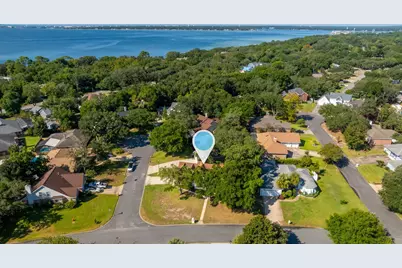 810 Boulevard Of The Champions, Shalimar, FL 32579 - Photo 70